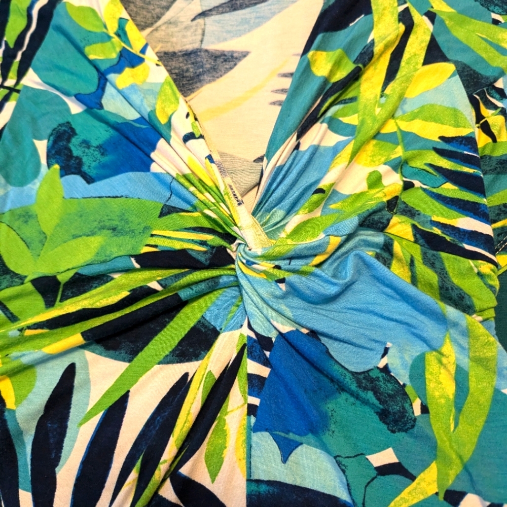 Tropical Blouse - Picture 3 of 4